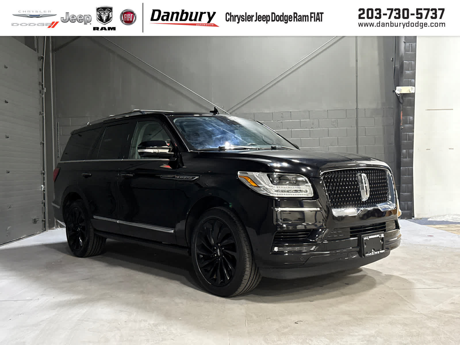 Used 2020 Lincoln Navigator Reserve w/ Equipment Group 208A Reserve AWD/4WD video 1