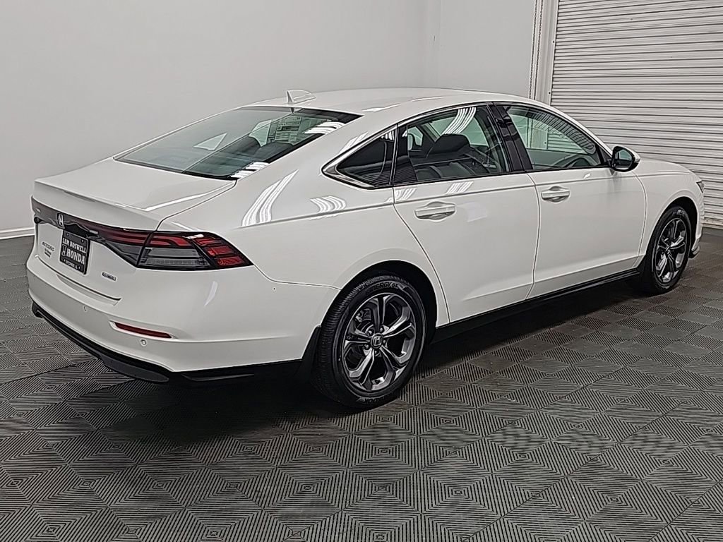 New 2026 Honda Accord EX-L image 8