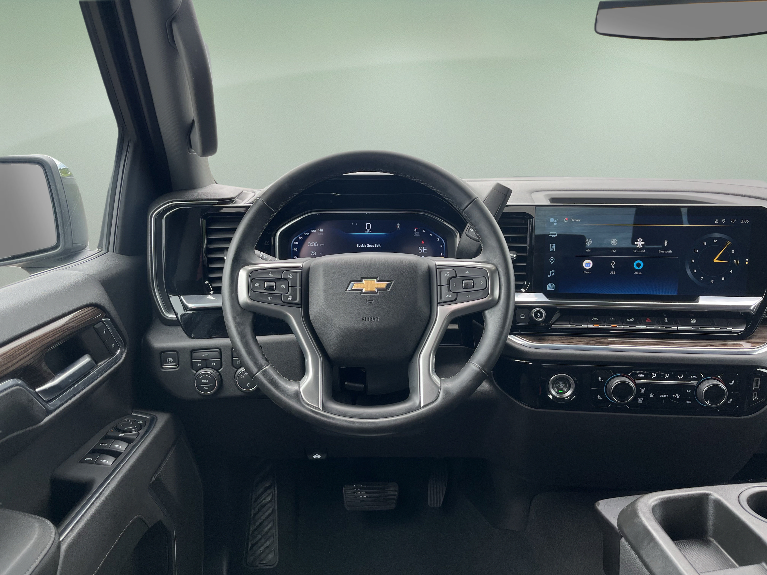 Used 2024 Chevrolet Silverado 1500 LT AWD/4WD image 33