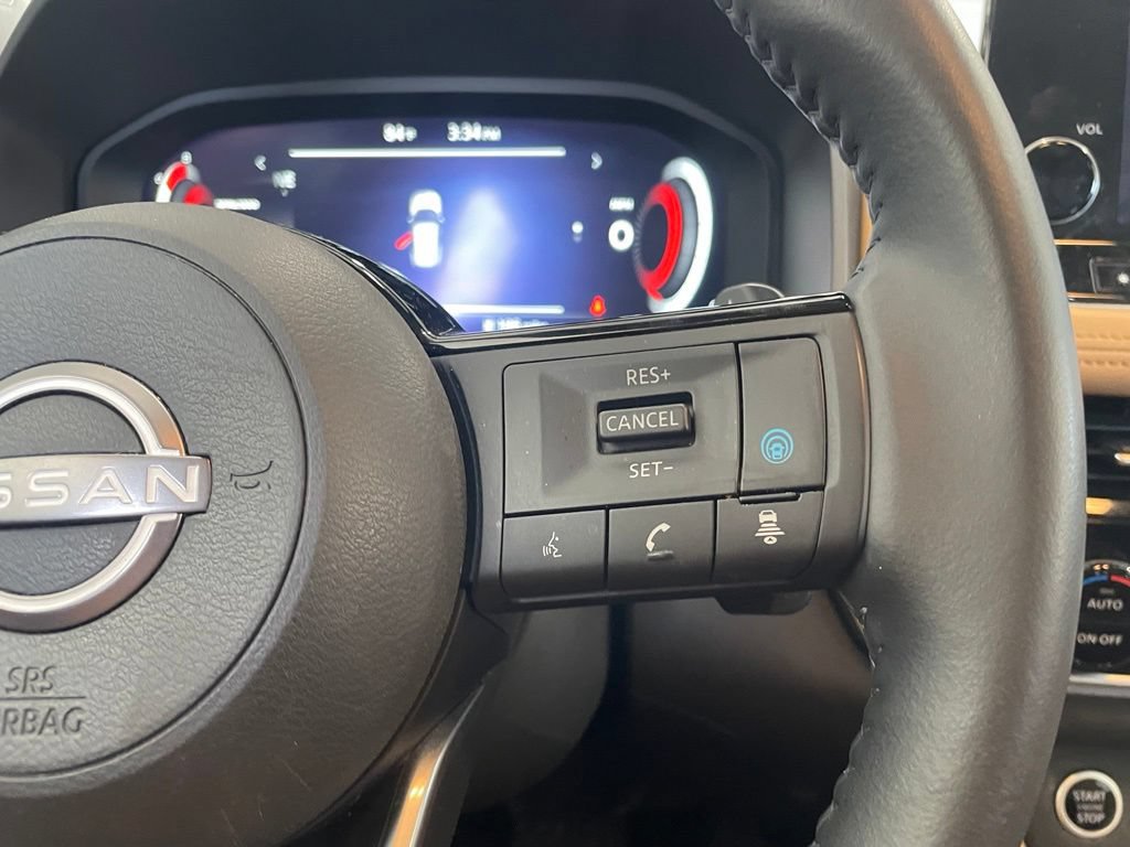 Certified 2023 Nissan Rogue Platinum FWD image 15