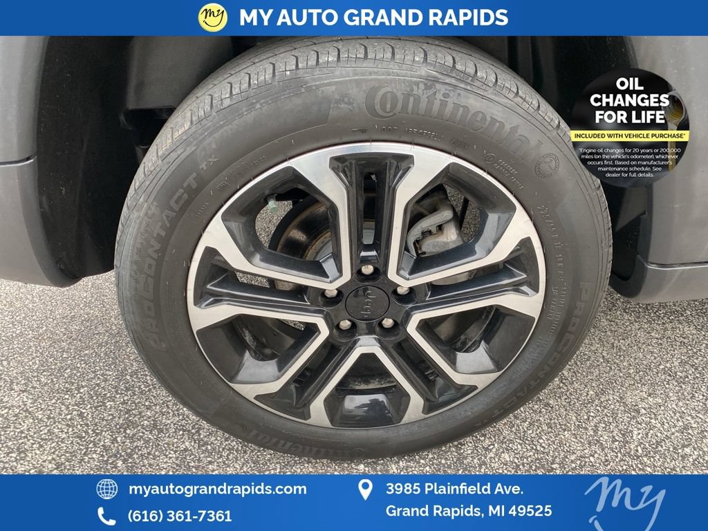 Used 2023 Jeep Compass Limited AWD/4WD image 34