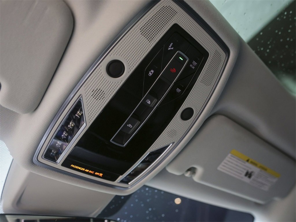 Used 2021 Audi A8 L 3.0T w/ Executive Plus Package image 31