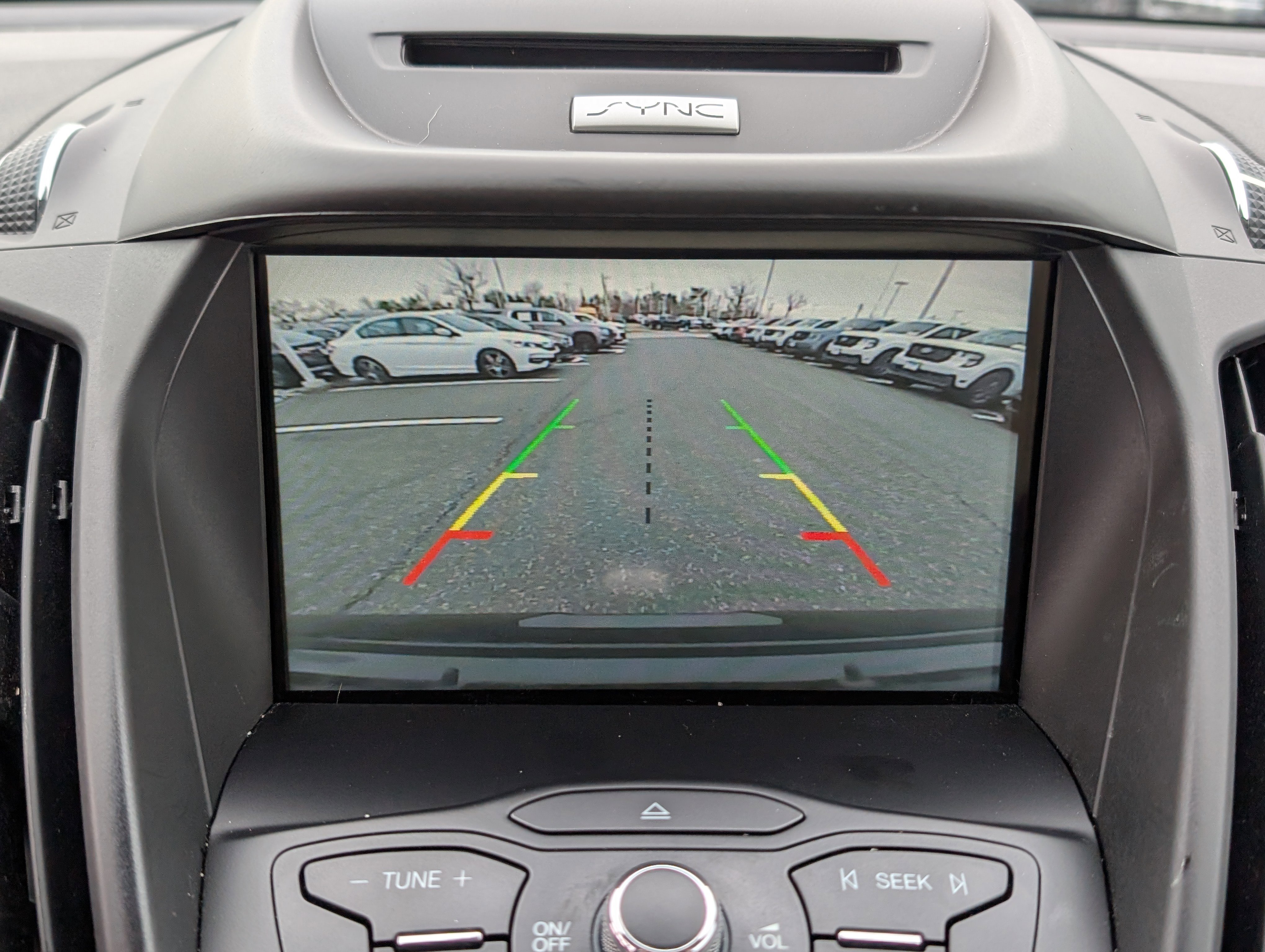 Used 2015 Ford Escape SE w/ Equipment Group 201A image 28