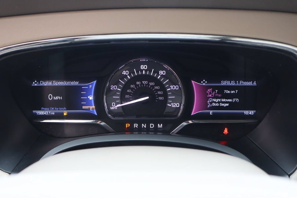 Used 2017 Lincoln Navigator L Select AWD/4WD image 46