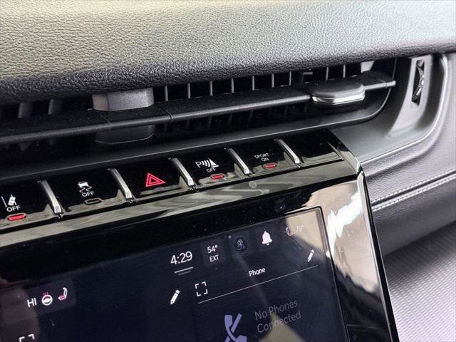 Certified 2024 Jeep Grand Cherokee Altitude image 30