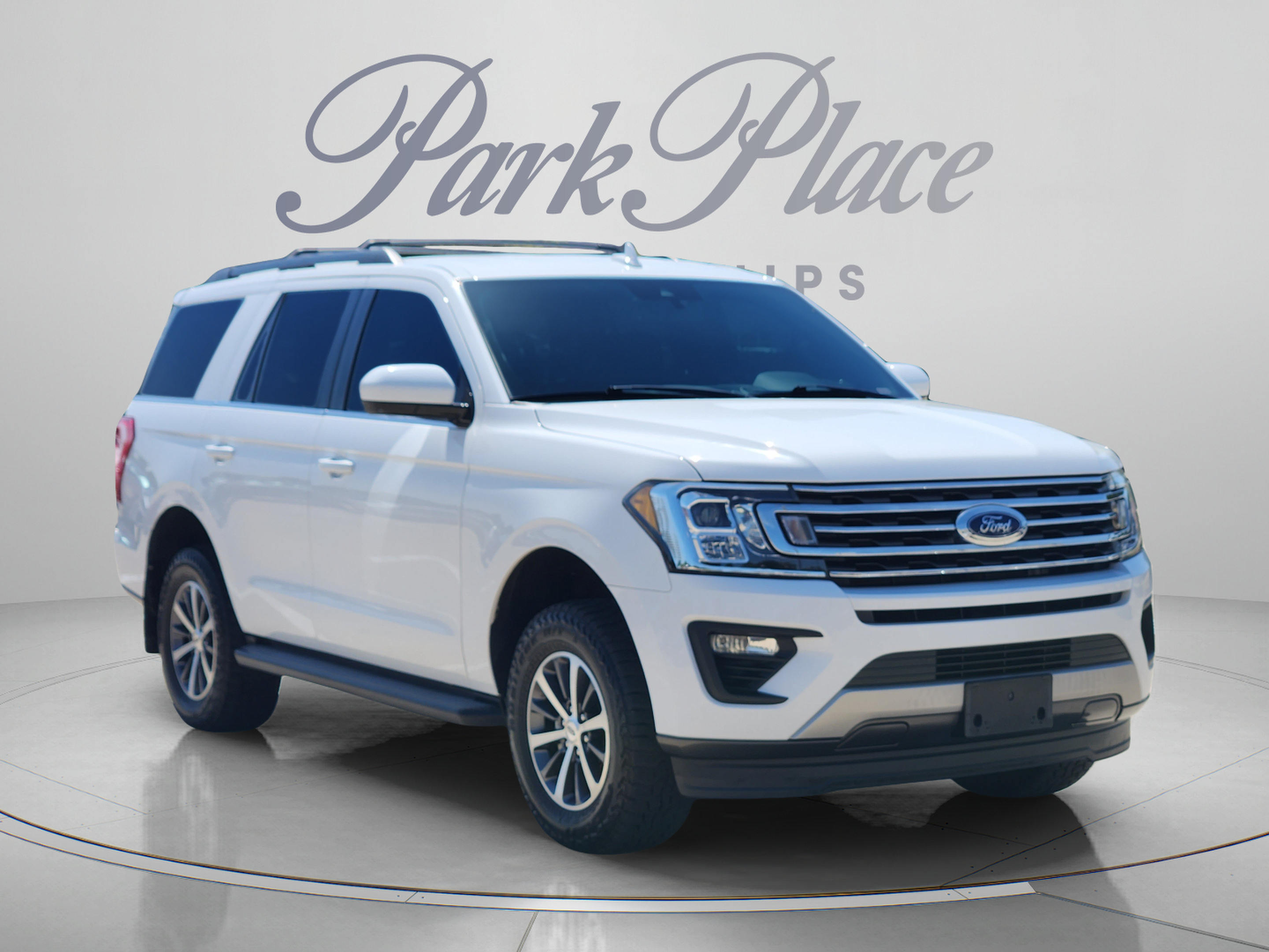 Used 2020 Ford Expedition XLT RWD image 4