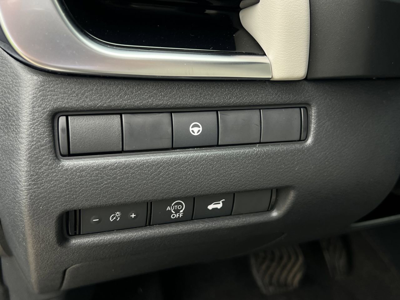 Certified 2023 Nissan Rogue SL w/ SL Premium Package AWD/4WD image 13