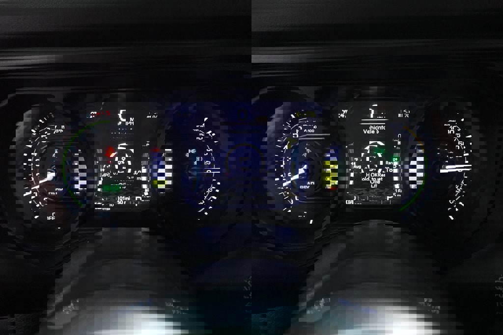 Used 2025 Jeep Wrangler Unlimited Sahara image 16