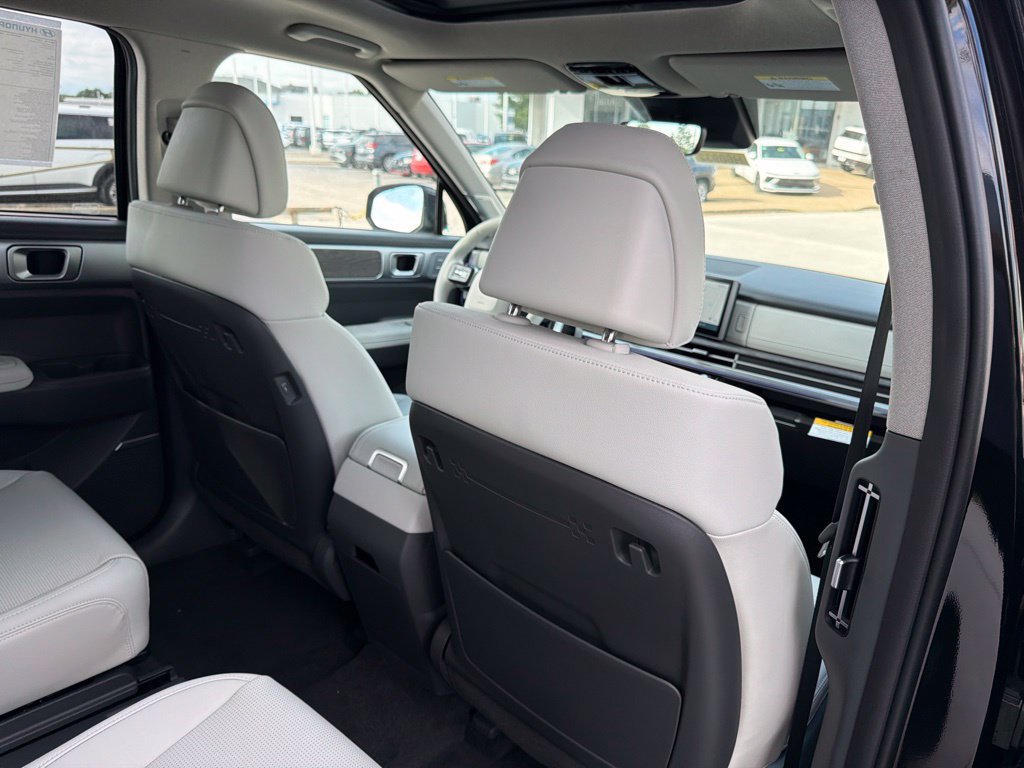 New 2027 Hyundai Santa Fe Limited AWD/4WD image 17