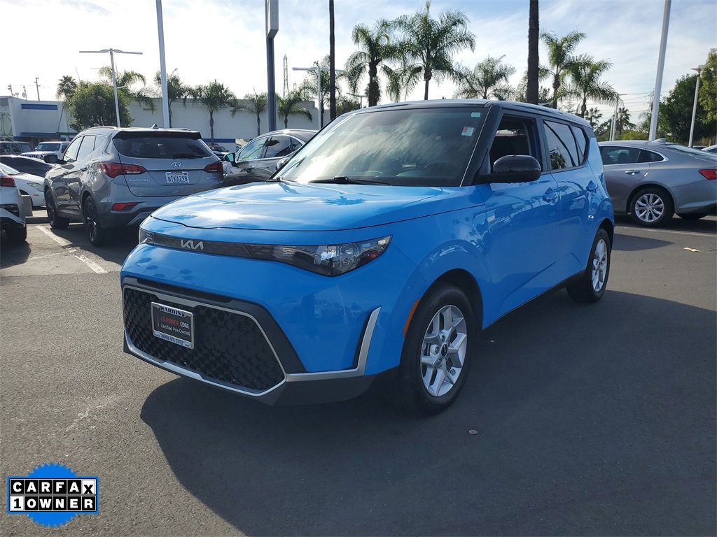 Used 2023 Kia Soul S image 2