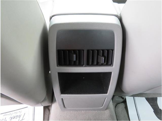 Used 2005 Cadillac STS w/ Preferred Equipment Group RWD image 26