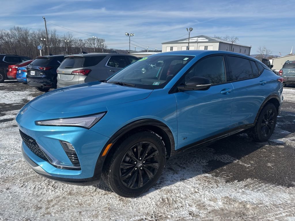 Used 2025 Buick Envista Sport Touring w/ Convenience I Package image 4