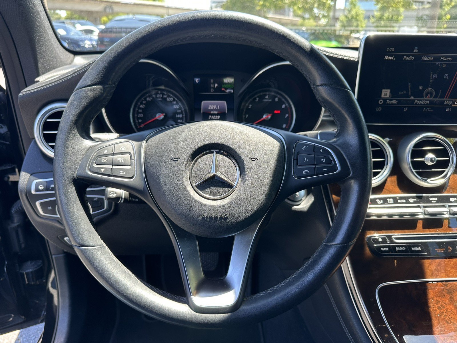 Used 2019 Mercedes-Benz GLC 350e 4MATIC image 14