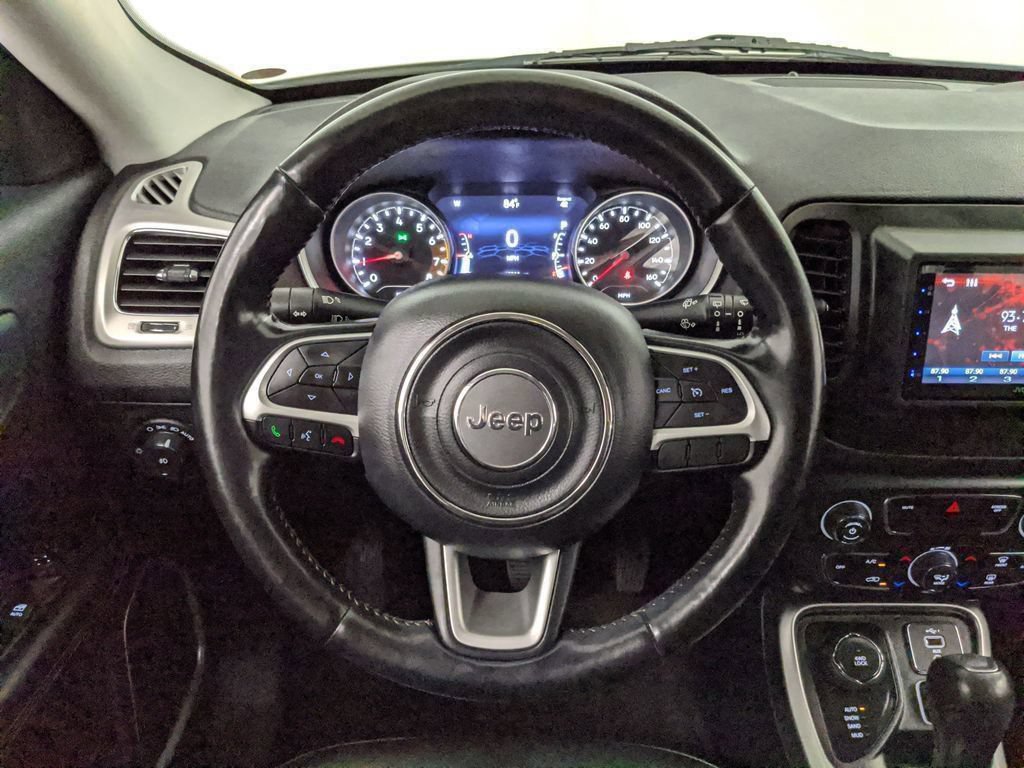 Used 2021 Jeep Compass Latitude w/ Convenience Group AWD/4WD image 16