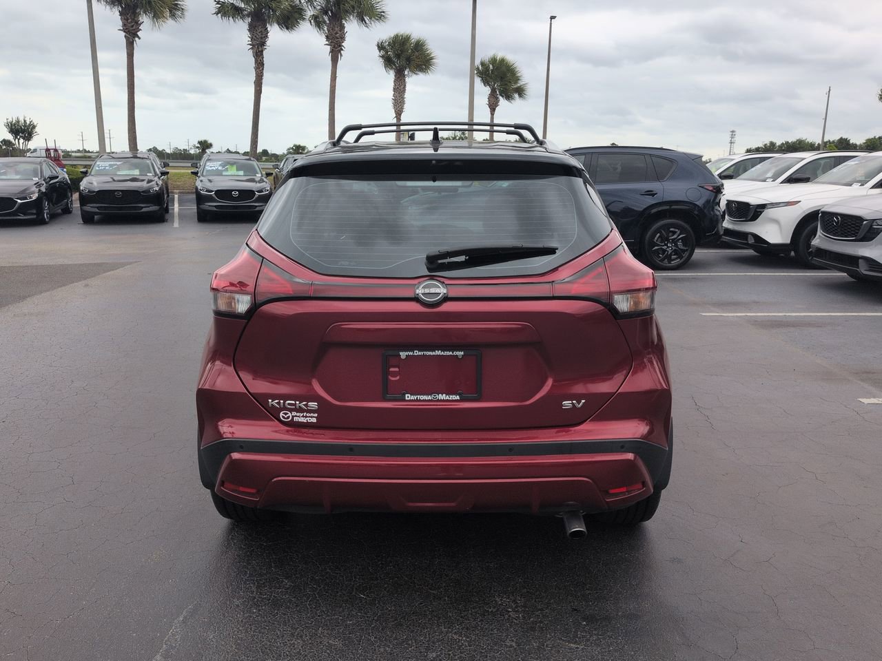 Used 2021 Nissan Kicks SV w/ Exterior Package FWD image 5