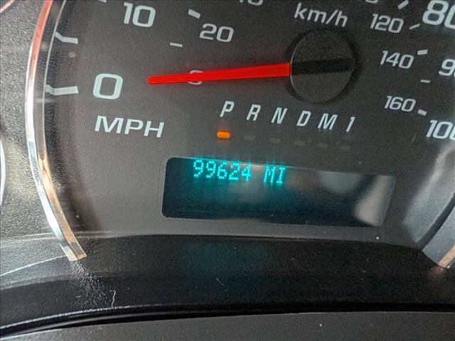 Used 2023 Chevrolet Express 2500 w/ Driver Convenience Package RWD image 30