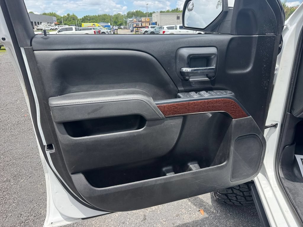 Used 2018 GMC Sierra 1500 SLE w/ Suspension Package, Off-Road AWD/4WD image 29