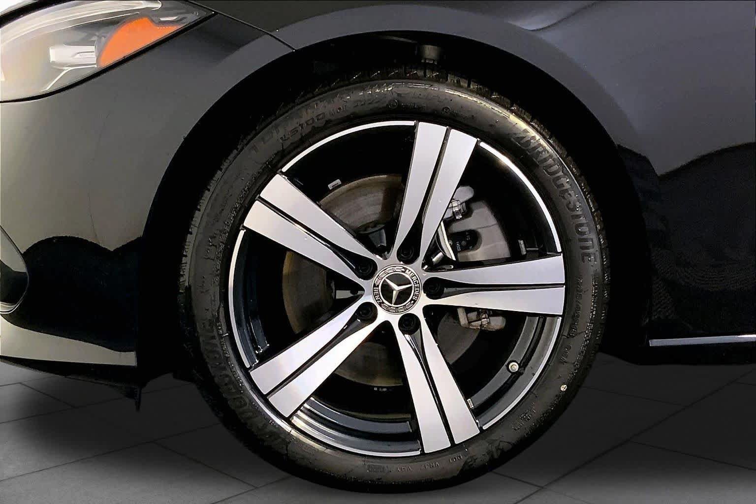 Used 2023 Mercedes-Benz C 300 4MATIC Sedan image 11