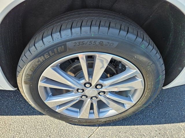 Certified 2023 Cadillac XT6 Premium Luxury AWD/4WD image 17