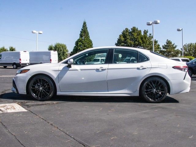 Used 2023 Toyota Camry XSE w/ Navigation Package FWD image 4