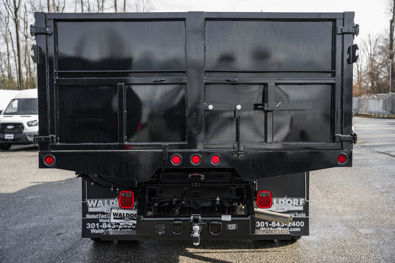 New 2026 Ford F550 4x4 Crew Cab image 6
