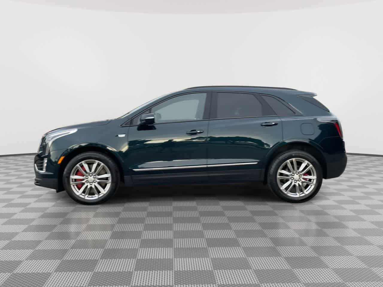 Certified 2024 Cadillac XT5 Sportv AWD/4WD image 5