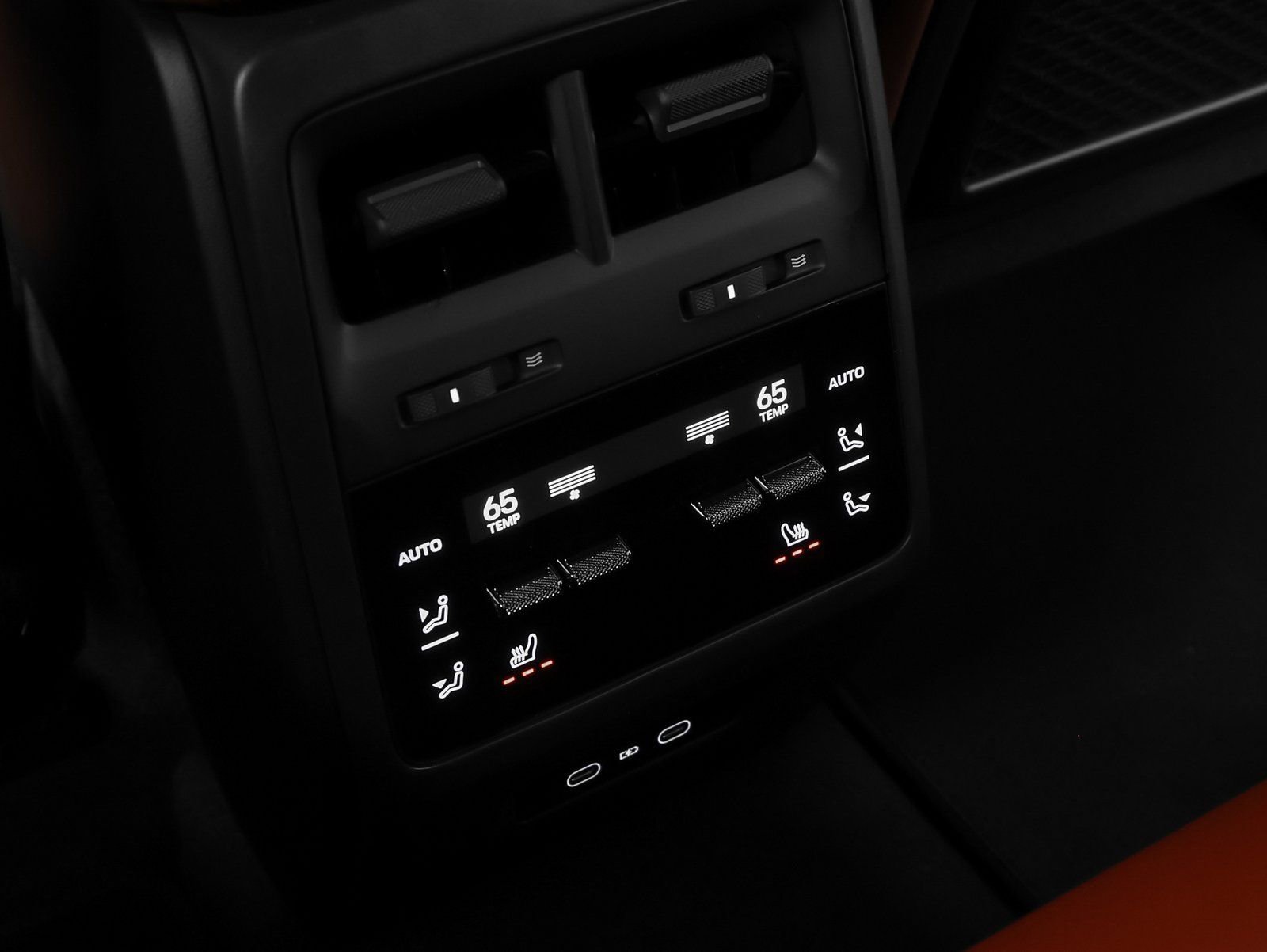 New 2026 Porsche Macan 4 Electric image 48