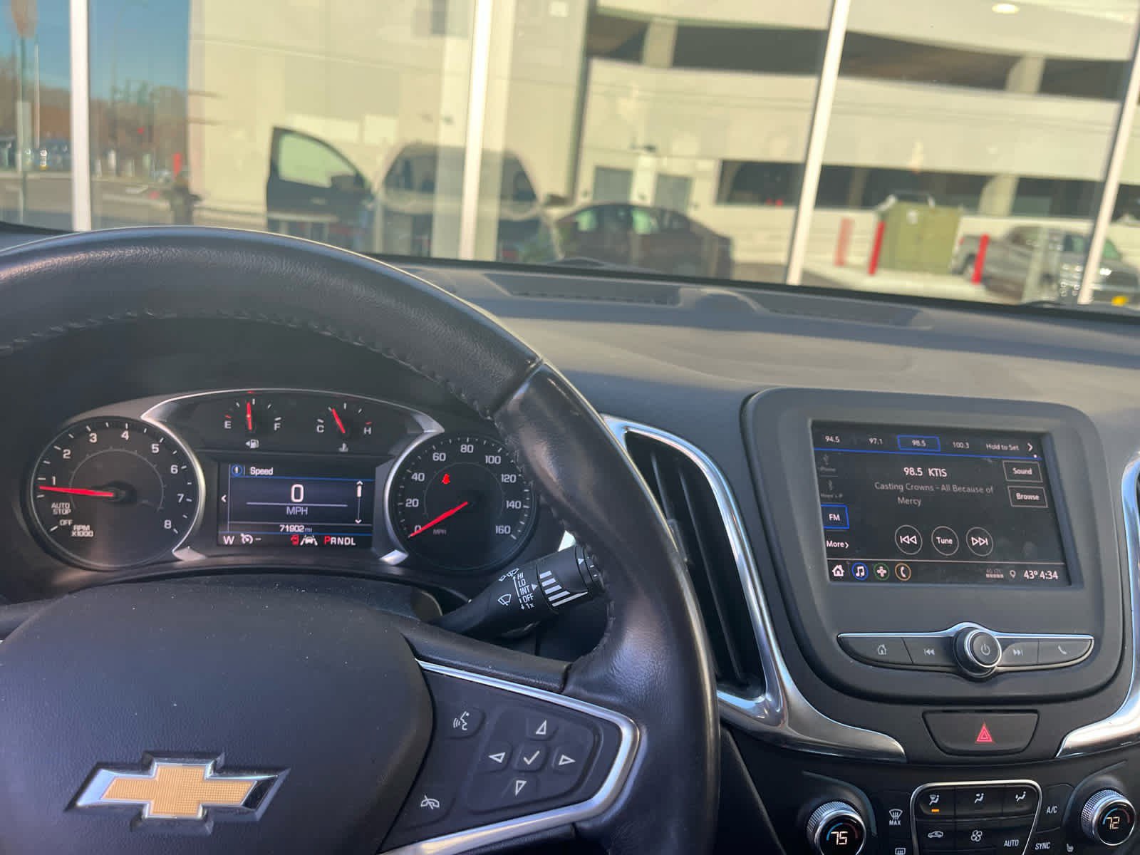 Used 2020 Chevrolet Equinox LT image 9