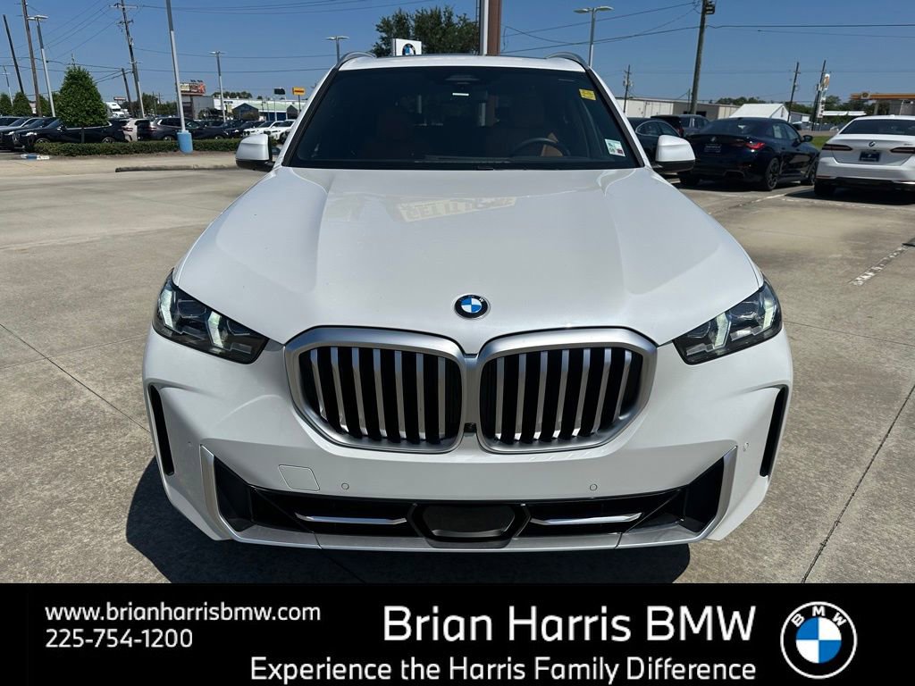Certified 2025 BMW X5 xDrive40i w/ Premium Package image 2