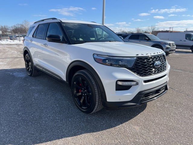 Certified 2020 Ford Explorer ST w/ ST Street Pack image 3