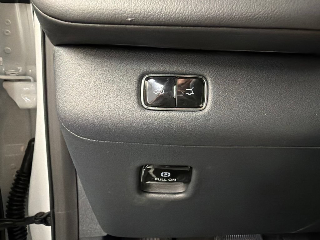 New 2027 Lincoln Navigator Black Label AWD/4WD image 26