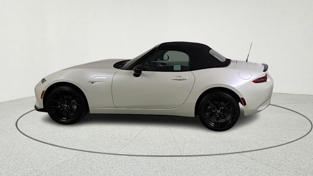 New 2026 MAZDA MX-5 Miata Club w/ Interior Package RWD image 4