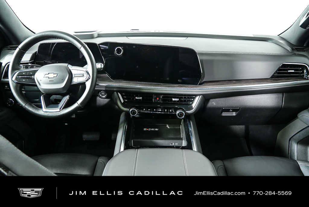 Used 2025 Chevrolet Tahoe LT RWD image 19