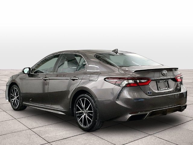 Used 2022 Toyota Camry SE FWD image 10