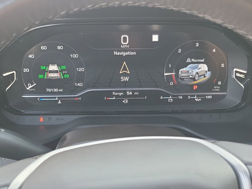 Used 2022 GMC Yukon Denali RWD image 7