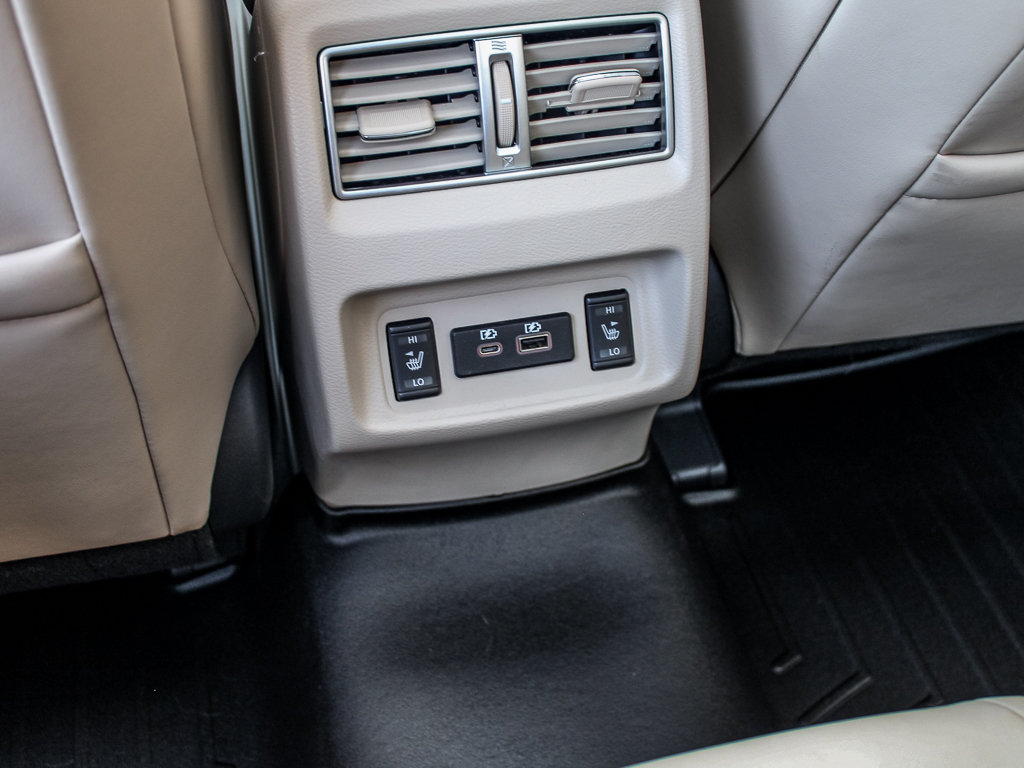 Used 2023 Nissan Maxima Platinum FWD image 21