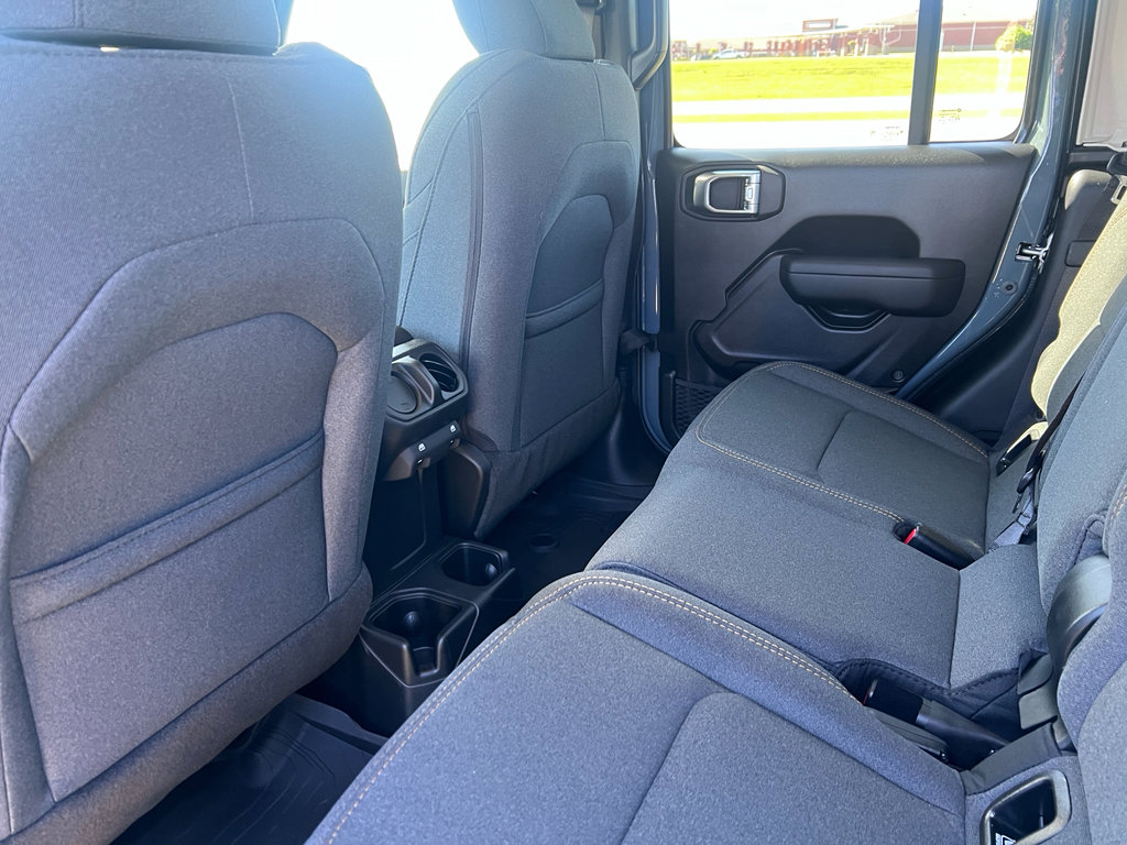 New 2026 Jeep Gladiator Willys AWD/4WD image 18