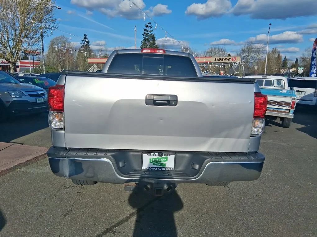 Used 2010 Toyota Tundra 4x4 Double Cab image 6