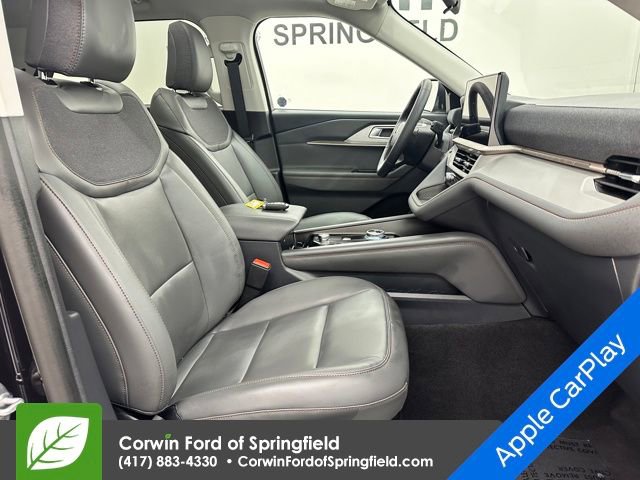 New 2026 Ford Explorer Active w/ Active Comfort Package image 10