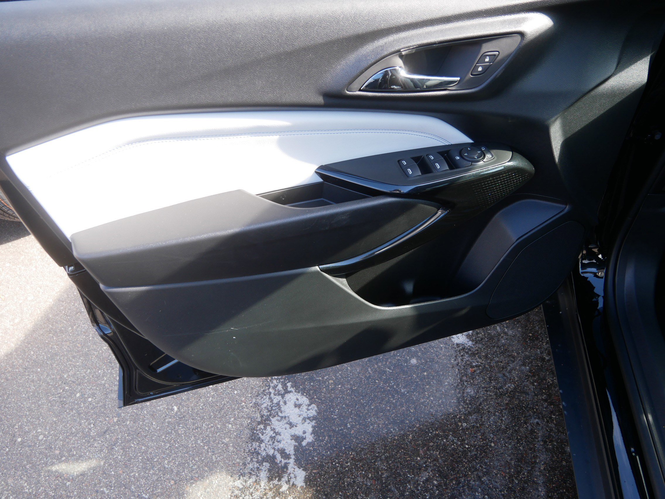 New 2026 Chevrolet Trax LT w/ LT Convenience Package image 7