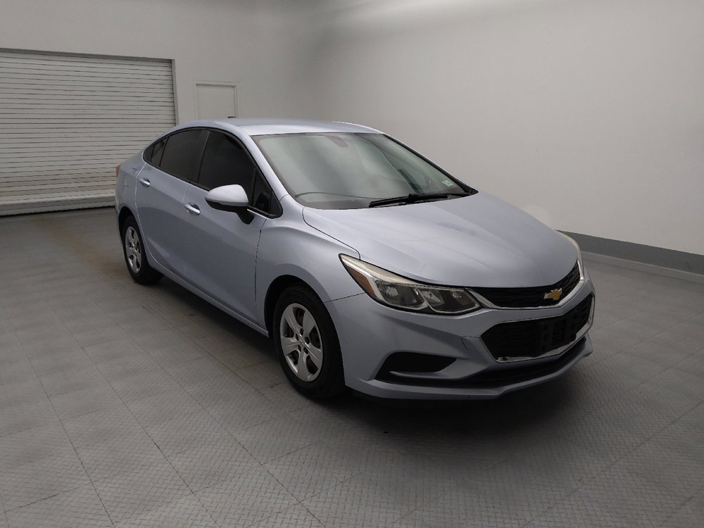 Used 2018 Chevrolet Cruze LS image 13