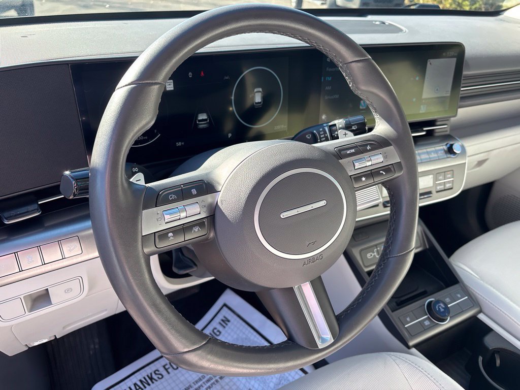Used 2025 Hyundai Kona SEL AWD/4WD image 19