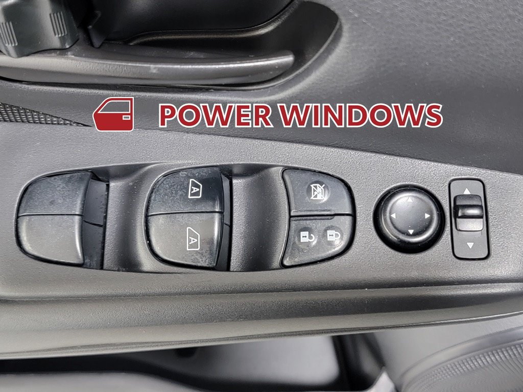 Used 2022 Nissan Kicks S FWD image 26