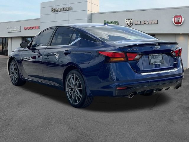 Used 2023 Nissan Altima 2.5 SR w/ SR Premium Package AWD/4WD image 5