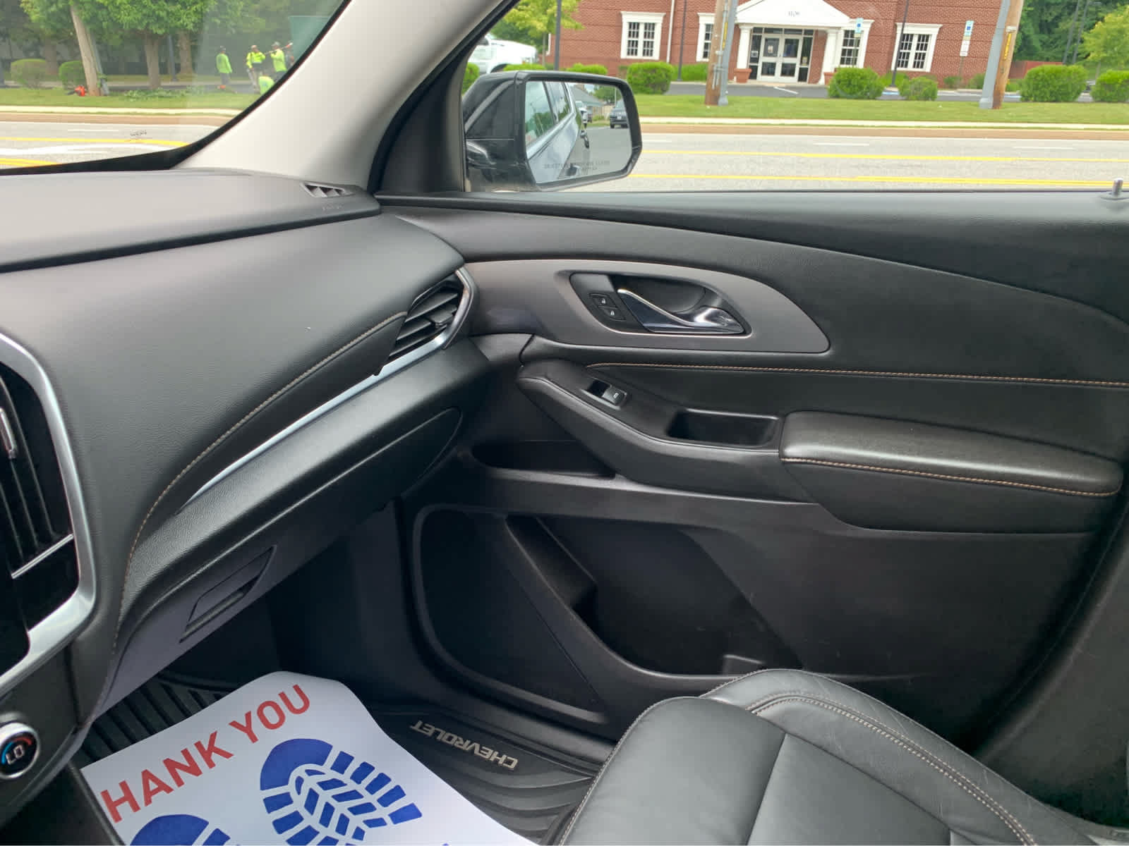Used 2019 Chevrolet Traverse LT FWD image 22