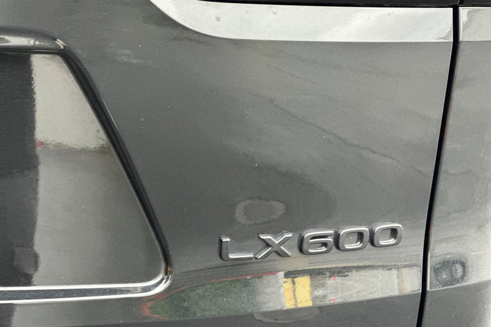 Certified 2025 Lexus LX 600 4WD w/ Appearance Package image 39