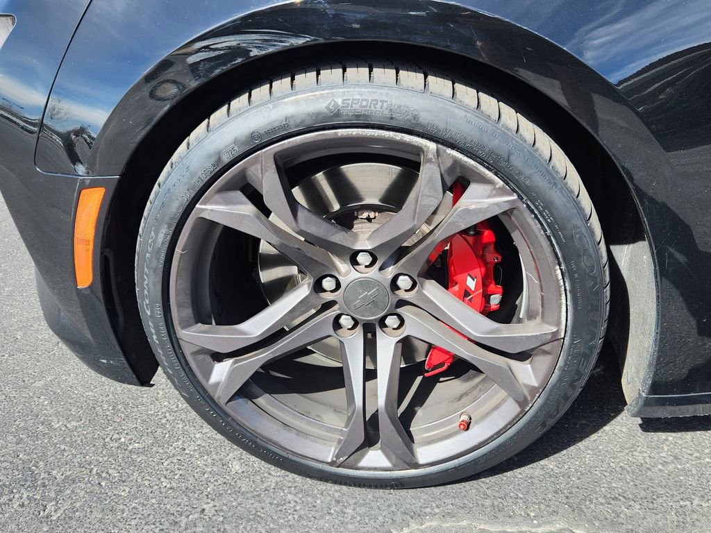 Used 2018 Chevrolet Camaro SS image 17