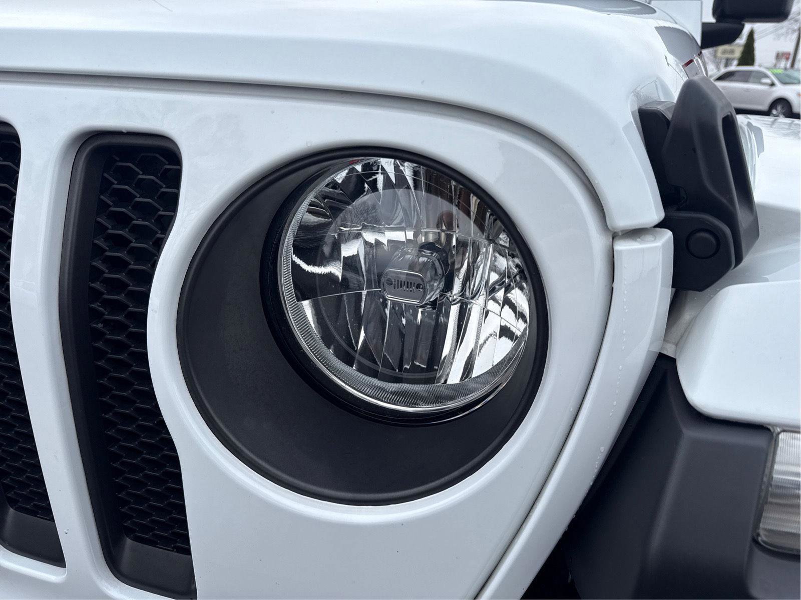 Used 2023 Jeep Wrangler Unlimited Rubicon w/ Cold Weather Group image 26