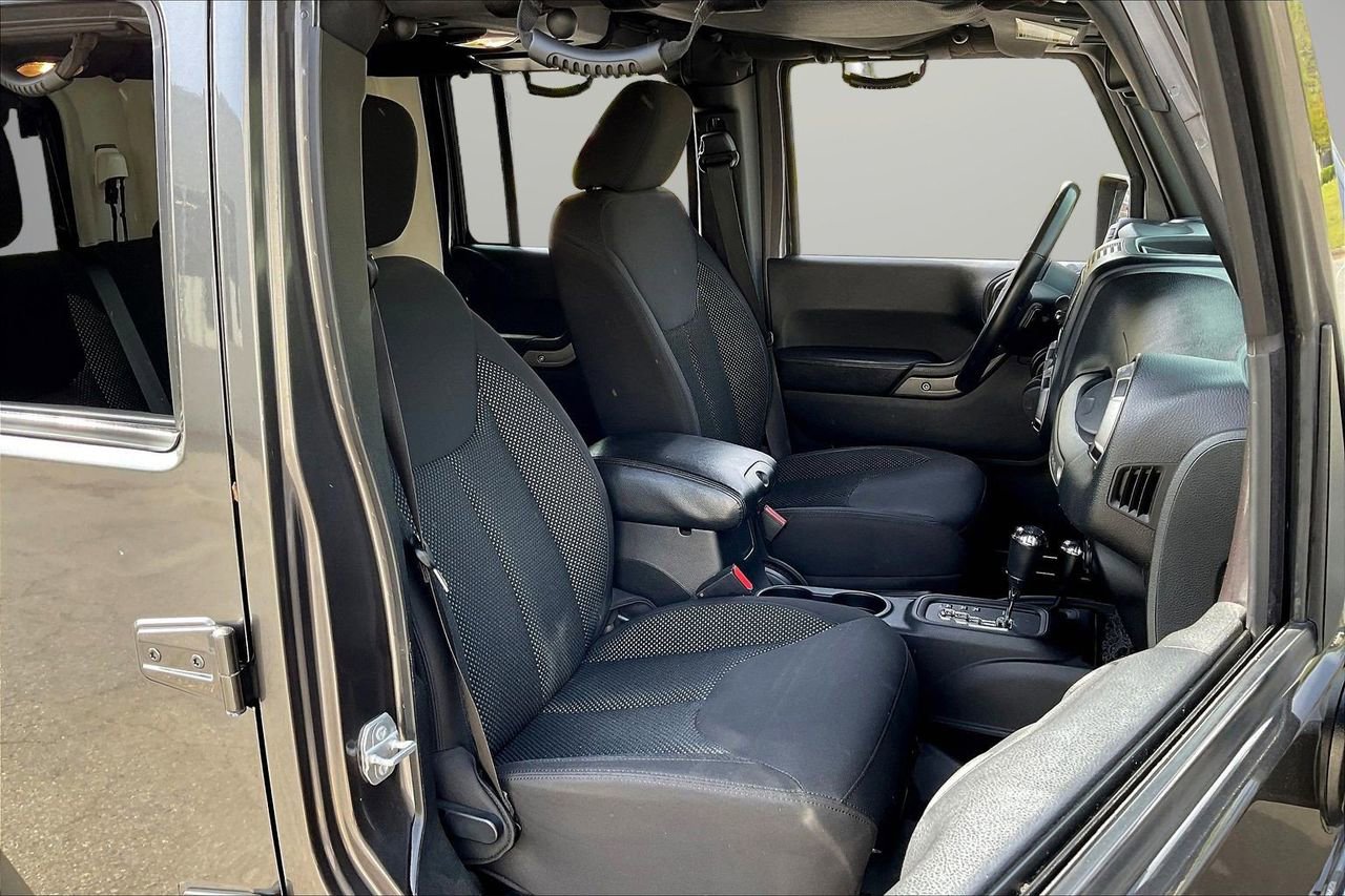 Certified 2016 Jeep Wrangler Unlimited Sport image 22