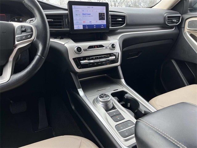 Used 2020 Ford Explorer XLT w/ Equipment Group 202A image 15